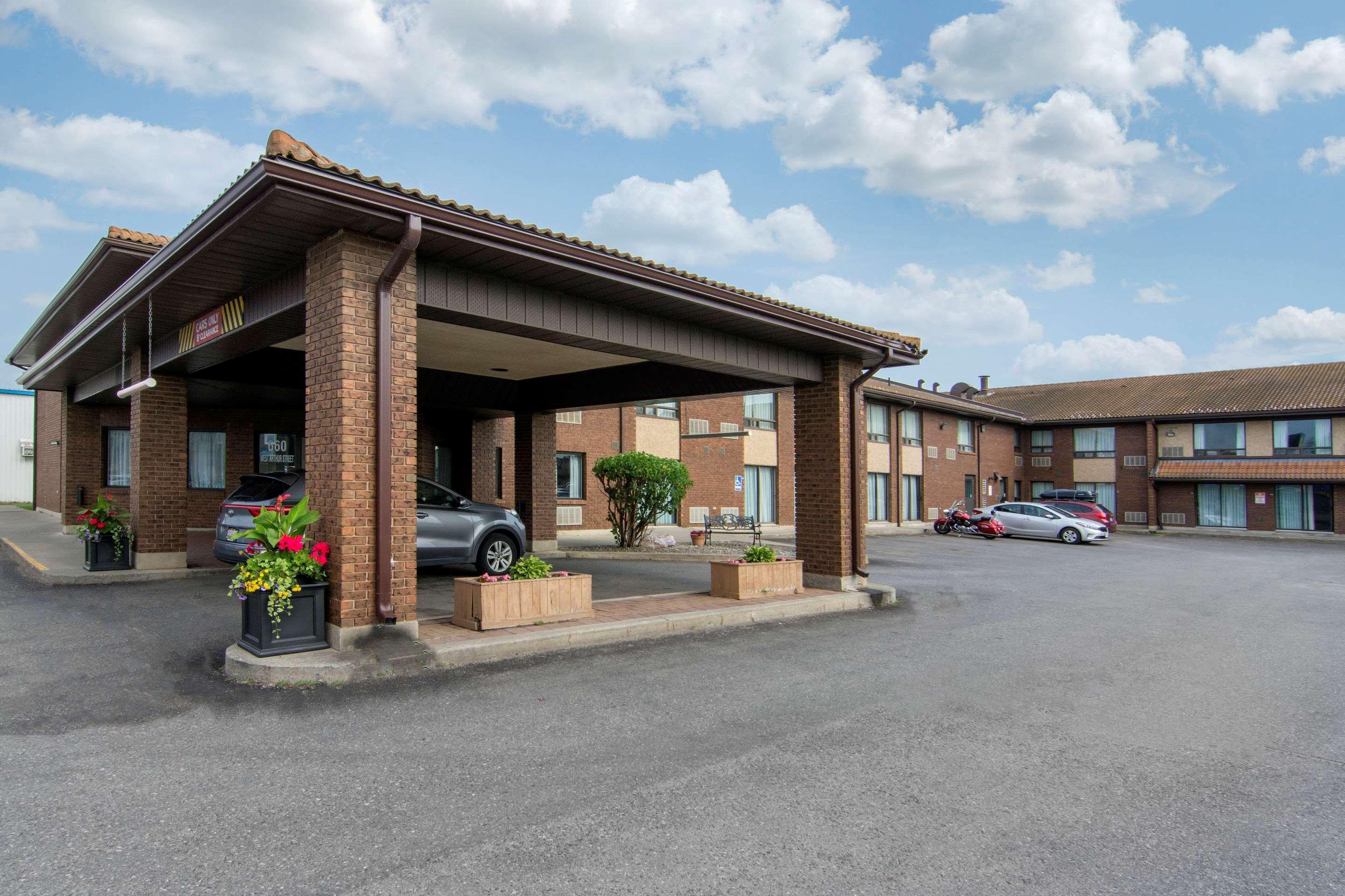 Comfort Inn Thunder Bay Buitenkant foto